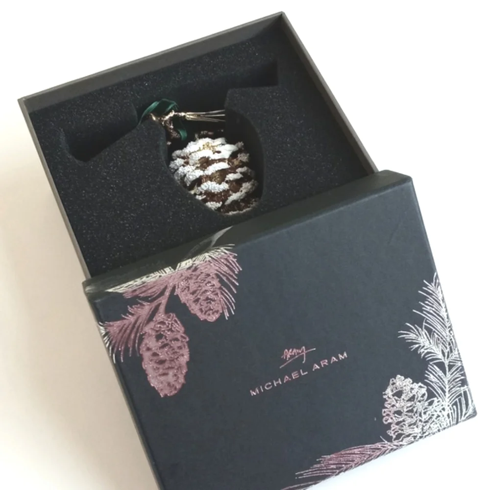 NIB Michael Aram Pine Cone Snowy Ornament With Green Velvet Ribbon - Picture 5 of 15